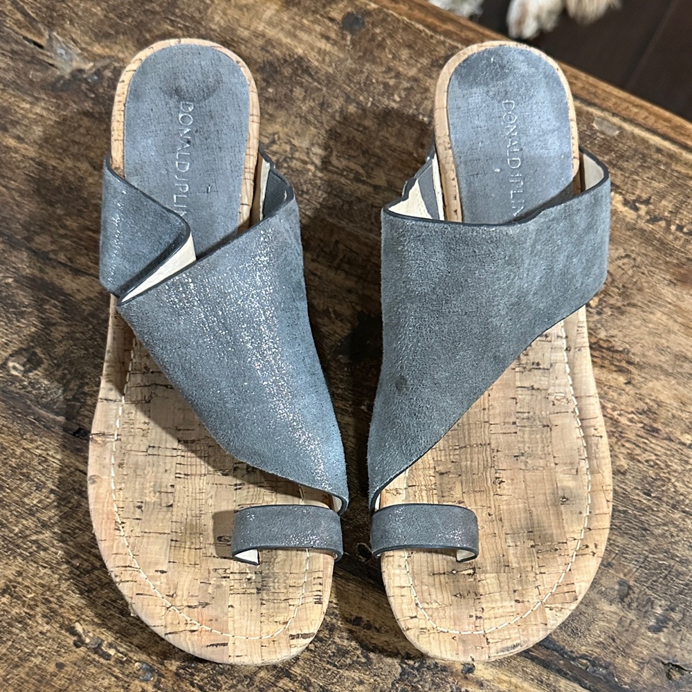 Donald J. Pliner Gray Women's Sandals Size 8